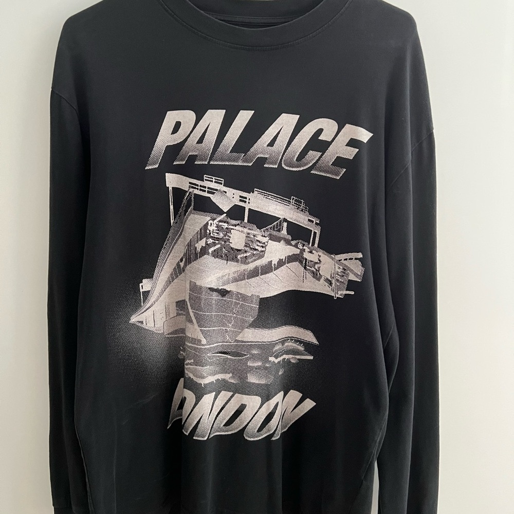 Palace London Longsleeve